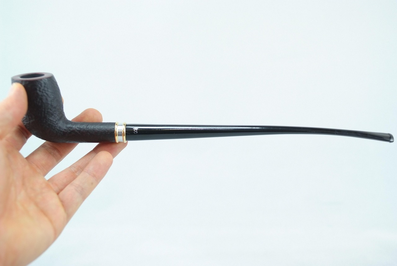 découvrez nos solutions d'isolation phonique pour tuyaux, réduisant efficacement les bruits et vibrations pour un environnement plus calme et confortable.