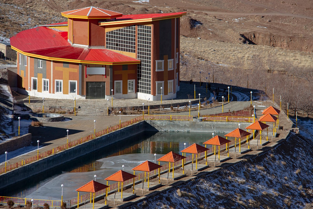 découvrez notre sélection de pergolas élégantes et durables pour embellir votre jardin et profiter de votre extérieur en toute saison.